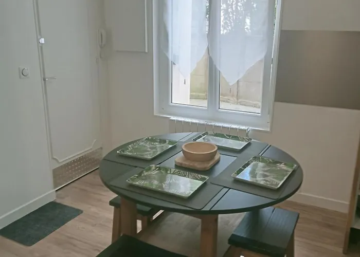 Cosy Et Equipe Lägenhet